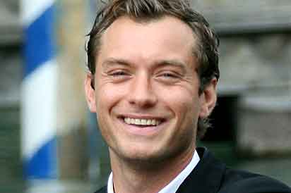   / Jude Law